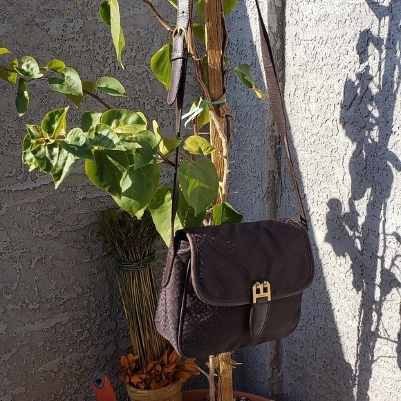 THIS RARE VINTAGE BALLY CROSSBODY BAG - Picture 10 of 11